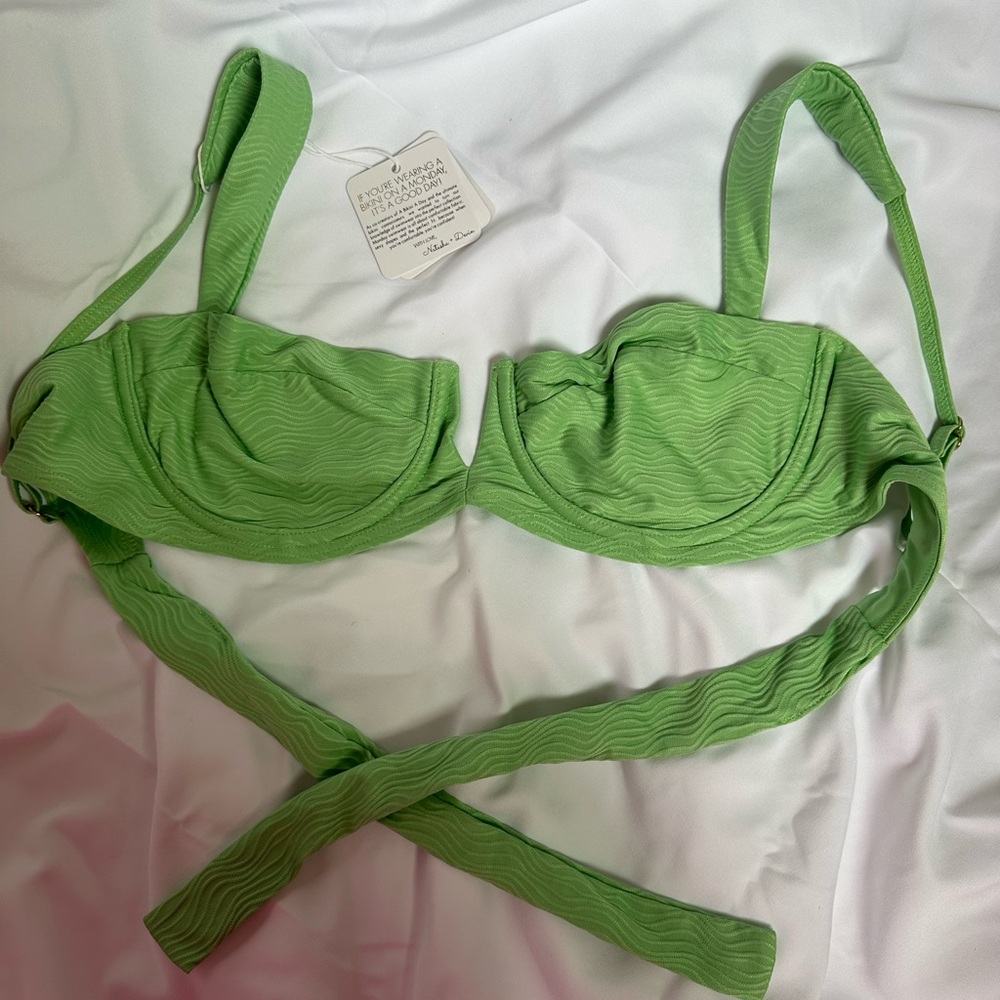 Monday Swimwear Bikini set